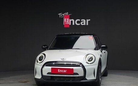 MINI Cabrio, 2022 год, 1 877 000 рублей, 3 фотография