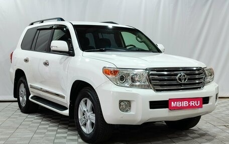 Toyota Land Cruiser 200, 2013 год, 3 850 000 рублей, 3 фотография