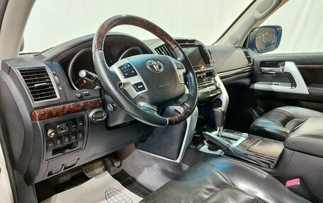 Toyota Land Cruiser 200, 2013 год, 3 850 000 рублей, 17 фотография