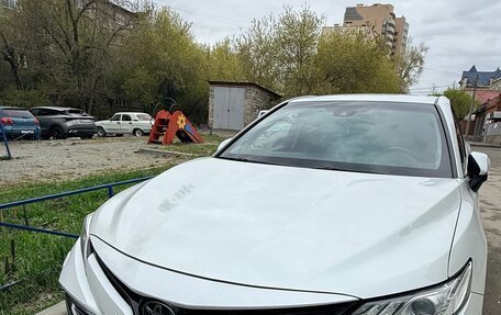 Toyota Camry, 2019 год, 3 250 000 рублей, 2 фотография