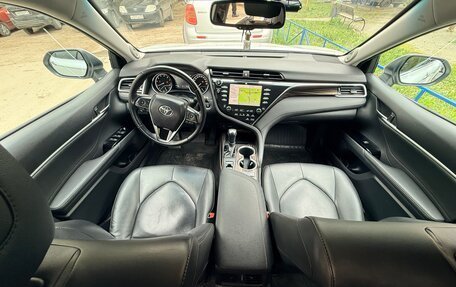 Toyota Camry, 2019 год, 3 250 000 рублей, 19 фотография