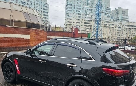Infiniti QX70, 2015 год, 2 200 000 рублей, 12 фотография