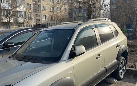 Hyundai Tucson III, 2008 год, 900 000 рублей, 3 фотография