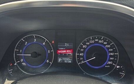 Infiniti QX70, 2015 год, 2 200 000 рублей, 20 фотография