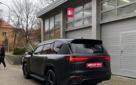 Lexus LX, 2024 год, 15 000 000 рублей, 9 фотография
