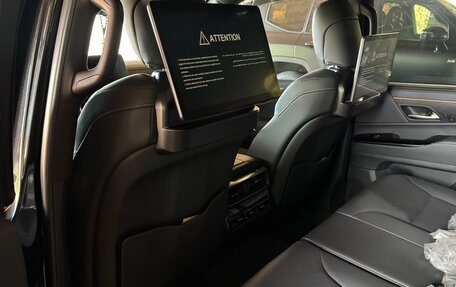 Lexus LX, 2024 год, 15 000 000 рублей, 15 фотография