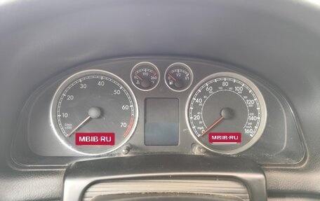 Volkswagen Passat B5+ рестайлинг, 2002 год, 420 000 рублей, 2 фотография