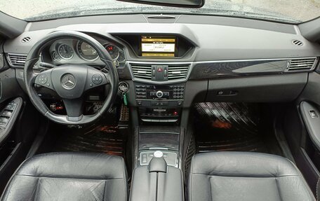 Mercedes-Benz E-Класс, 2011 год, 1 299 000 рублей, 13 фотография
