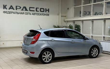 Hyundai Solaris II рестайлинг, 2011 год, 750 000 рублей, 2 фотография