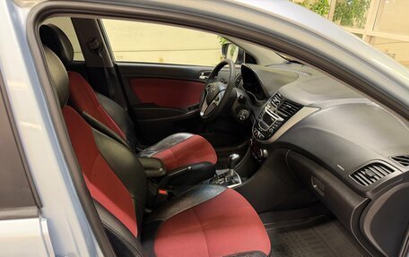 Hyundai Solaris II рестайлинг, 2011 год, 750 000 рублей, 9 фотография