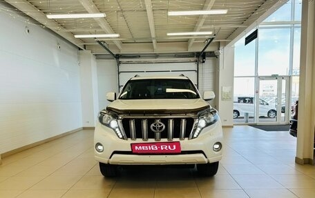 Toyota Land Cruiser Prado 150 рестайлинг 2, 2017 год, 4 199 000 рублей, 9 фотография