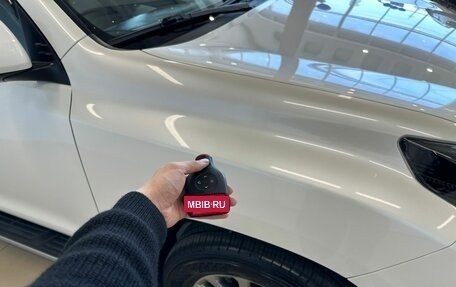 Toyota Land Cruiser Prado 150 рестайлинг 2, 2017 год, 4 199 000 рублей, 28 фотография