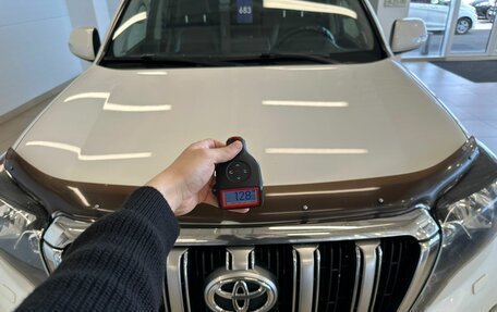 Toyota Land Cruiser Prado 150 рестайлинг 2, 2017 год, 4 199 000 рублей, 29 фотография