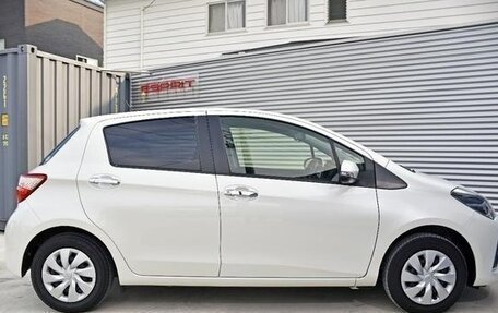 Toyota Vitz, 2020 год, 775 000 рублей, 8 фотография