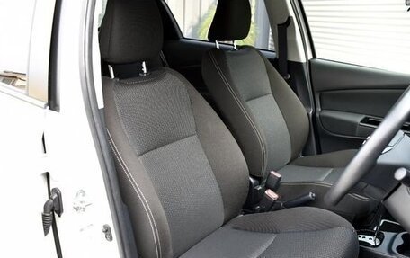 Toyota Vitz, 2020 год, 775 000 рублей, 12 фотография