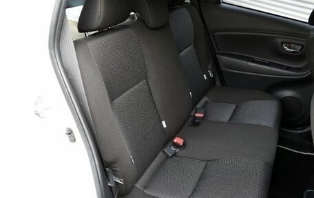 Toyota Vitz, 2020 год, 775 000 рублей, 15 фотография