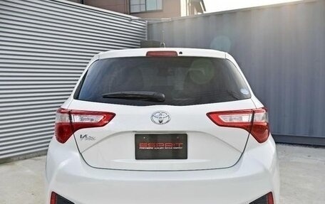 Toyota Vitz, 2020 год, 775 000 рублей, 6 фотография