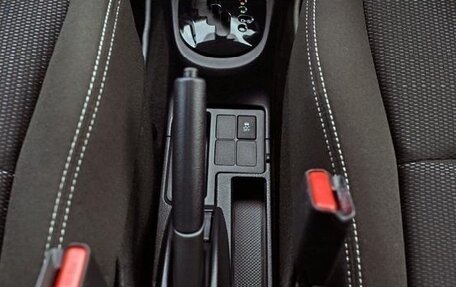 Toyota Vitz, 2020 год, 775 000 рублей, 19 фотография