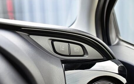 Toyota Vitz, 2020 год, 775 000 рублей, 18 фотография