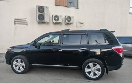 Toyota Highlander III, 2010 год, 1 825 000 рублей, 6 фотография