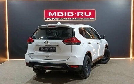 Nissan X-Trail, 2018 год, 1 780 000 рублей, 4 фотография