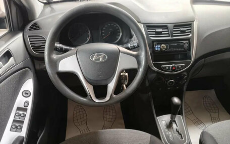 Hyundai Solaris II рестайлинг, 2011 год, 735 000 рублей, 11 фотография