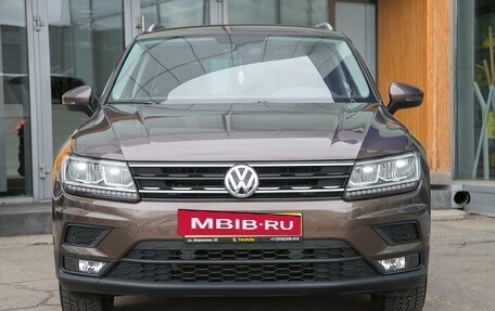Volkswagen Tiguan II, 2018 год, 2 735 000 рублей, 5 фотография