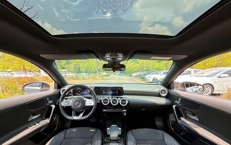Mercedes-Benz A-Класс, 2022 год, 1 340 000 рублей, 2 фотография