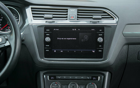Volkswagen Tiguan II, 2018 год, 2 735 000 рублей, 18 фотография