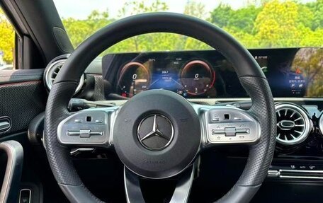 Mercedes-Benz A-Класс, 2022 год, 1 340 000 рублей, 3 фотография