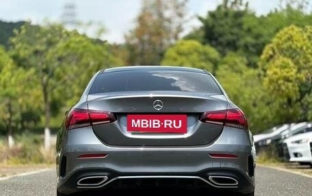 Mercedes-Benz A-Класс, 2022 год, 1 340 000 рублей, 10 фотография