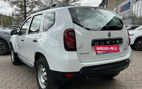Renault Duster I рестайлинг, 2017 год, 1 288 000 рублей, 6 фотография