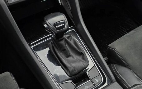Skoda Karoq I, 2020 год, 2 000 000 рублей, 19 фотография