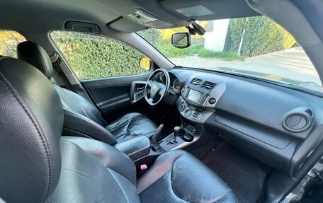 Toyota RAV4, 2011 год, 1 397 000 рублей, 32 фотография