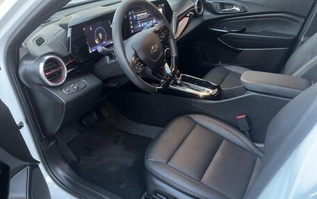 Chevrolet Trax, 2022 год, 1 300 000 рублей, 15 фотография