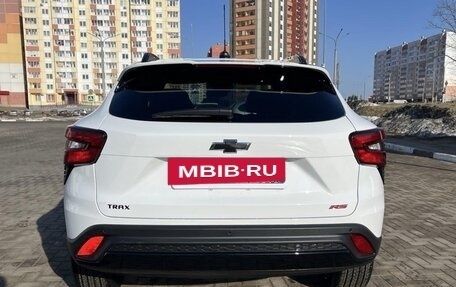 Chevrolet Trax, 2022 год, 1 300 000 рублей, 5 фотография
