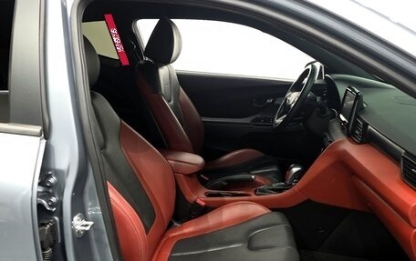 Hyundai Veloster II, 2019 год, 1 450 000 рублей, 12 фотография