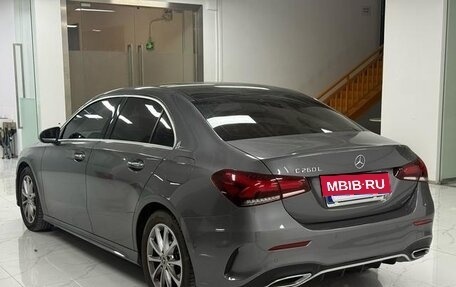 Mercedes-Benz A-Класс, 2022 год, 1 380 000 рублей, 4 фотография
