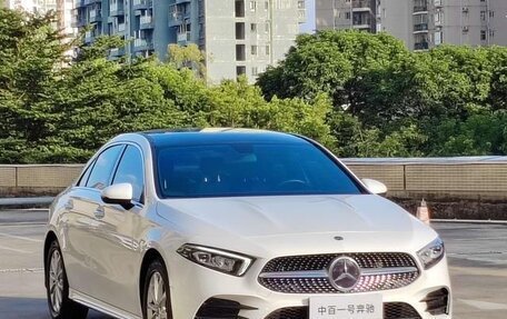 Mercedes-Benz A-Класс, 2022 год, 1 370 000 рублей, 2 фотография