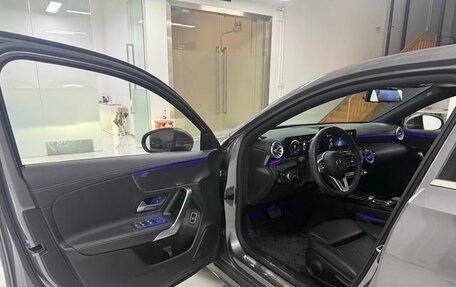 Mercedes-Benz A-Класс, 2022 год, 1 380 000 рублей, 11 фотография