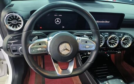 Mercedes-Benz A-Класс, 2022 год, 1 370 000 рублей, 5 фотография