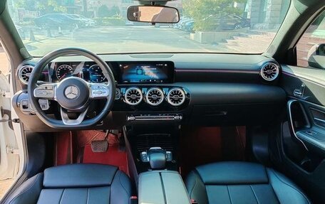 Mercedes-Benz A-Класс, 2022 год, 1 370 000 рублей, 6 фотография