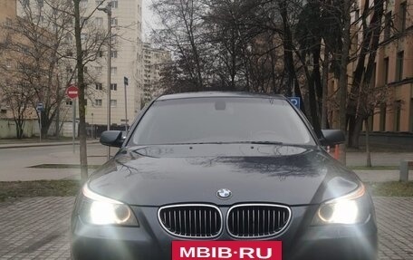 BMW 5 серия, 2007 год, 1 375 000 рублей, 3 фотография