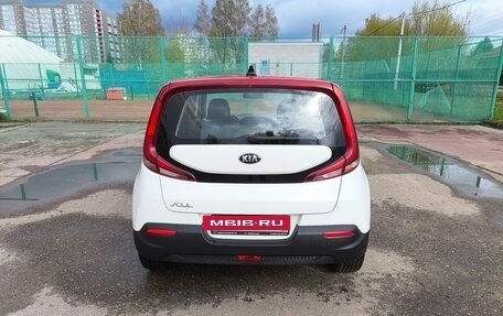 KIA Soul III, 2019 год, 1 800 000 рублей, 5 фотография