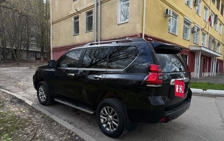 Toyota Land Cruiser Prado 150 рестайлинг 2, 2020 год, 5 850 000 рублей, 6 фотография