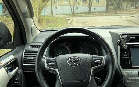 Toyota Land Cruiser Prado 150 рестайлинг 2, 2020 год, 5 850 000 рублей, 12 фотография