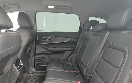 Chery Tiggo 8 Pro, 2021 год, 2 050 000 рублей, 16 фотография