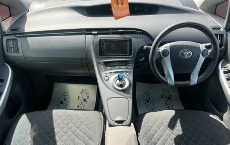 Toyota Prius, 2010 год, 1 179 000 рублей, 16 фотография