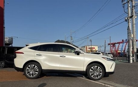 Toyota Harrier, 2019 год, 1 850 000 рублей, 7 фотография