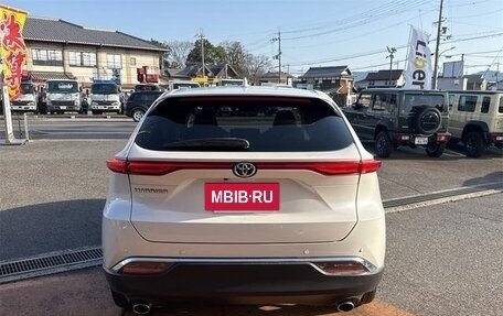 Toyota Harrier, 2019 год, 1 850 000 рублей, 6 фотография